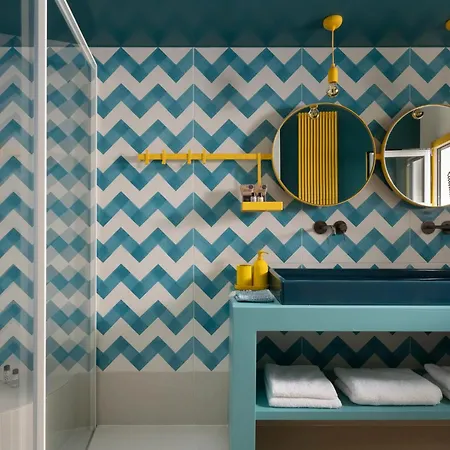 Jallo & Blue Petite *